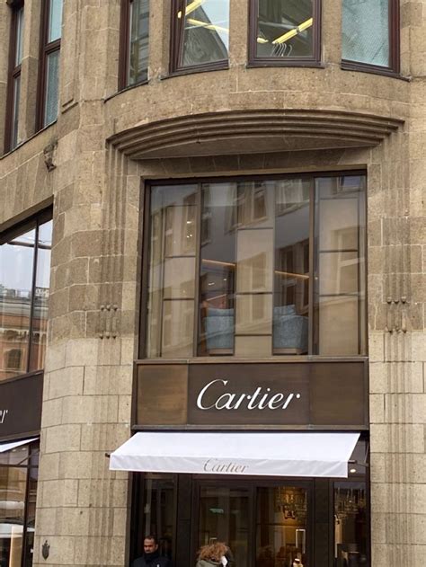 cartier hamburg shop.